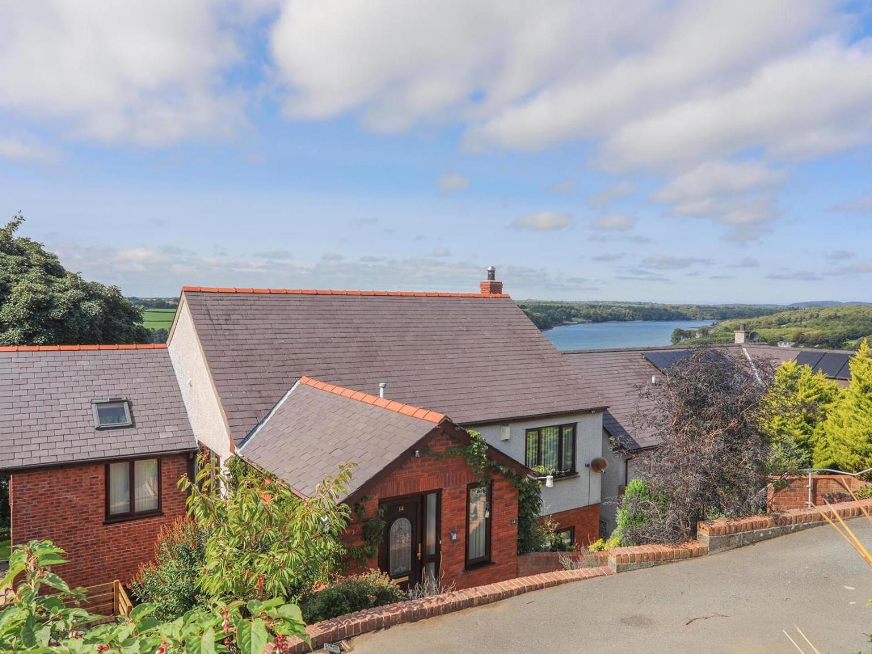 Gwylan Uchaf Villa Y Felinheli Exterior photo